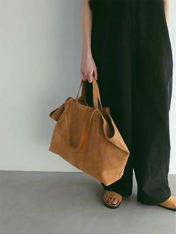スウェードビッグトートバッグ(F BEIGE): グッズ │ ETRE TOKYO
