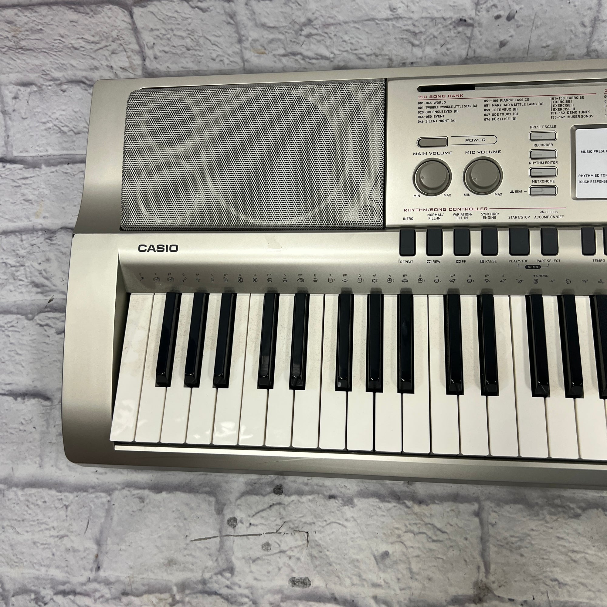 Casio WK-200 76-Key Electronic Keyboard - Evolution Music