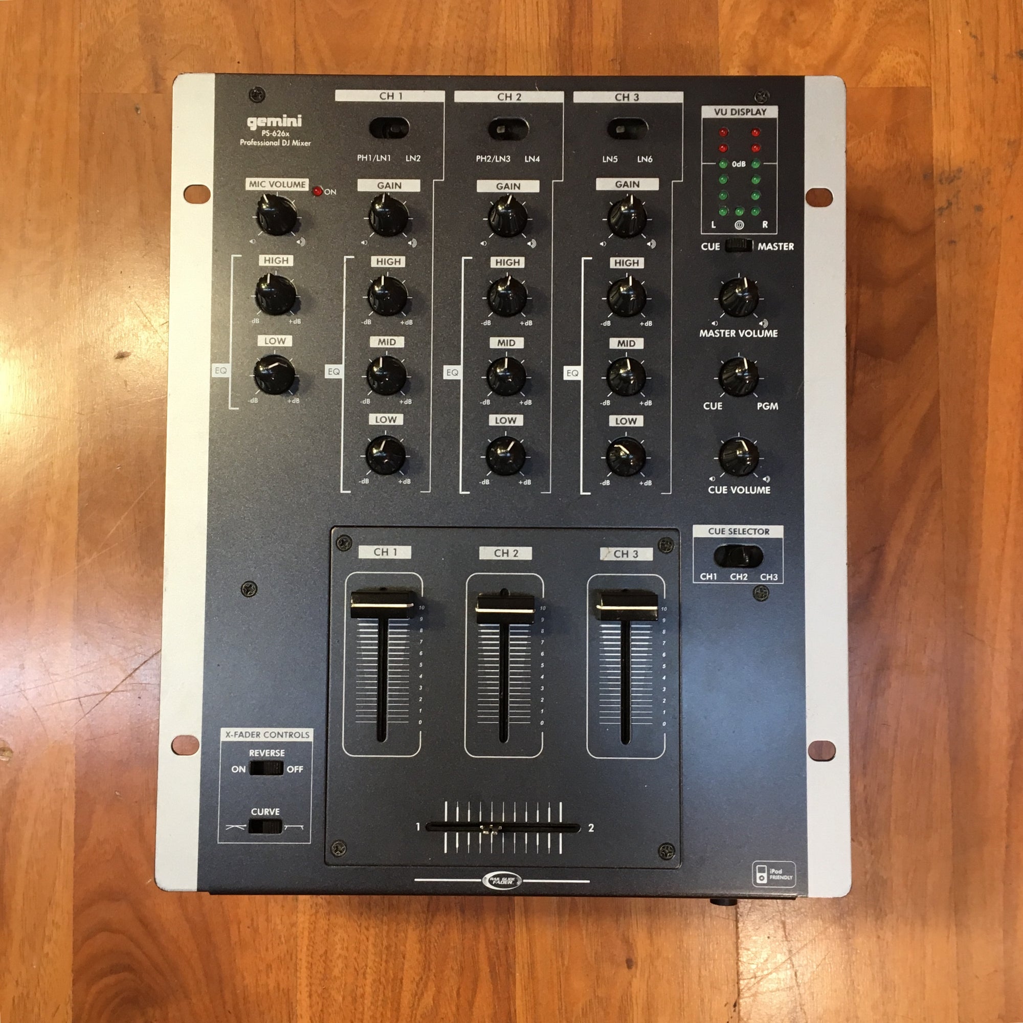 Gemini PS-626x Professional DJ Mixer w Power Supply - Evolution Music