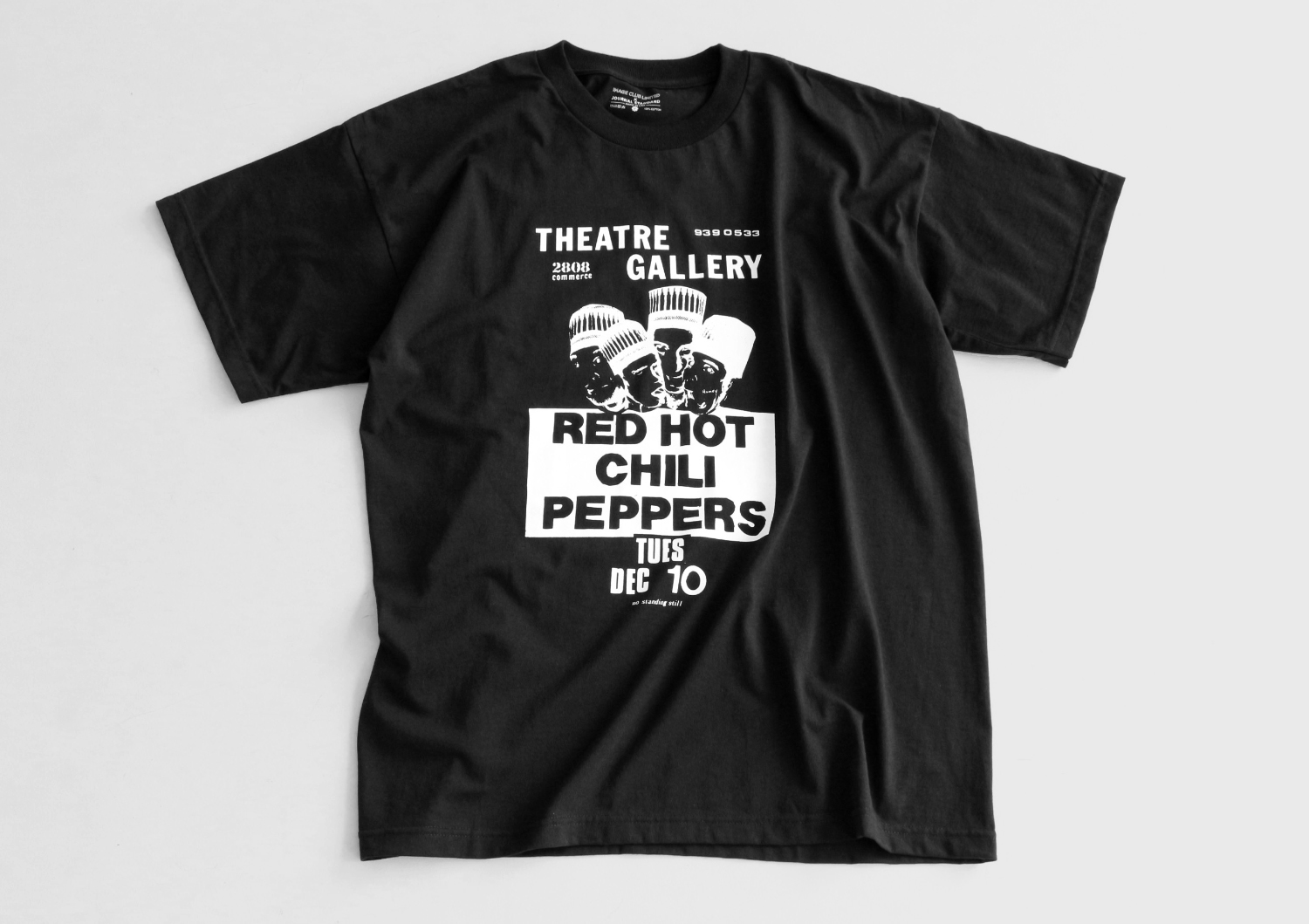 レッチリがTシャツに。デビュー当時の写真やフライヤーを落とし込んだ