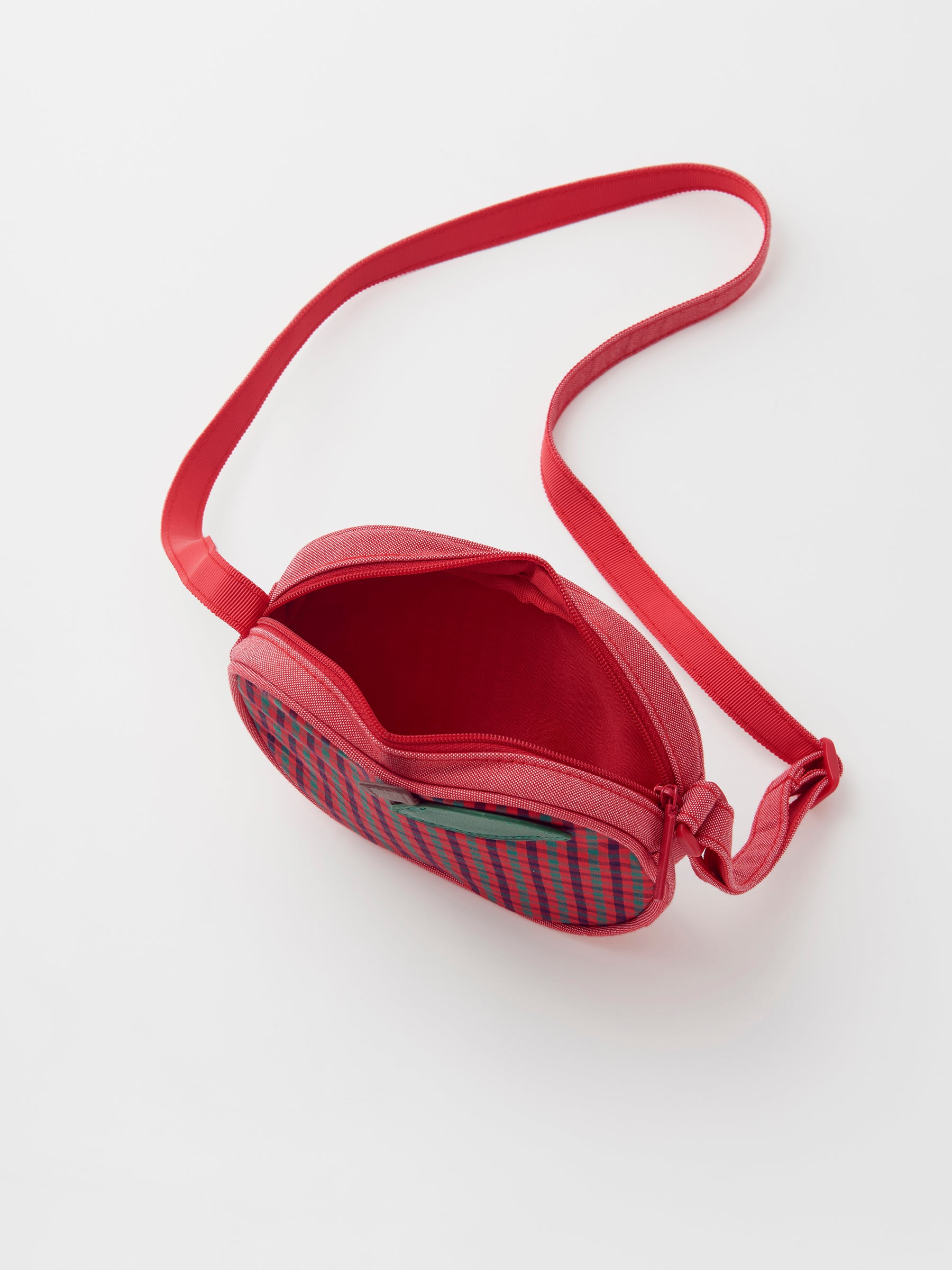 Pochette | ファミリア公式サイト