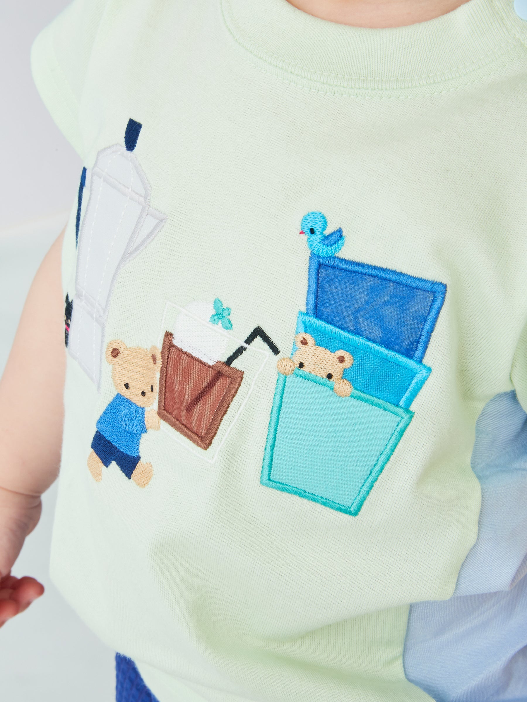 Tシャツ｜ファミリア公式オンラインショップ | ファミリア公式サイト