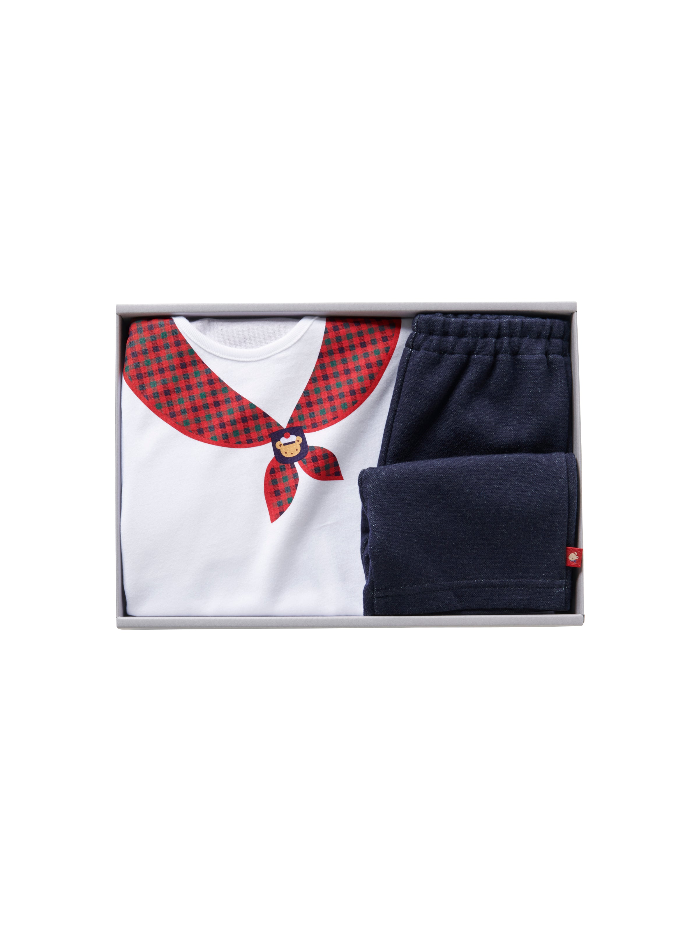 きょん【新品未使用】familiar セーラーTシャツ きょん【新品未使用