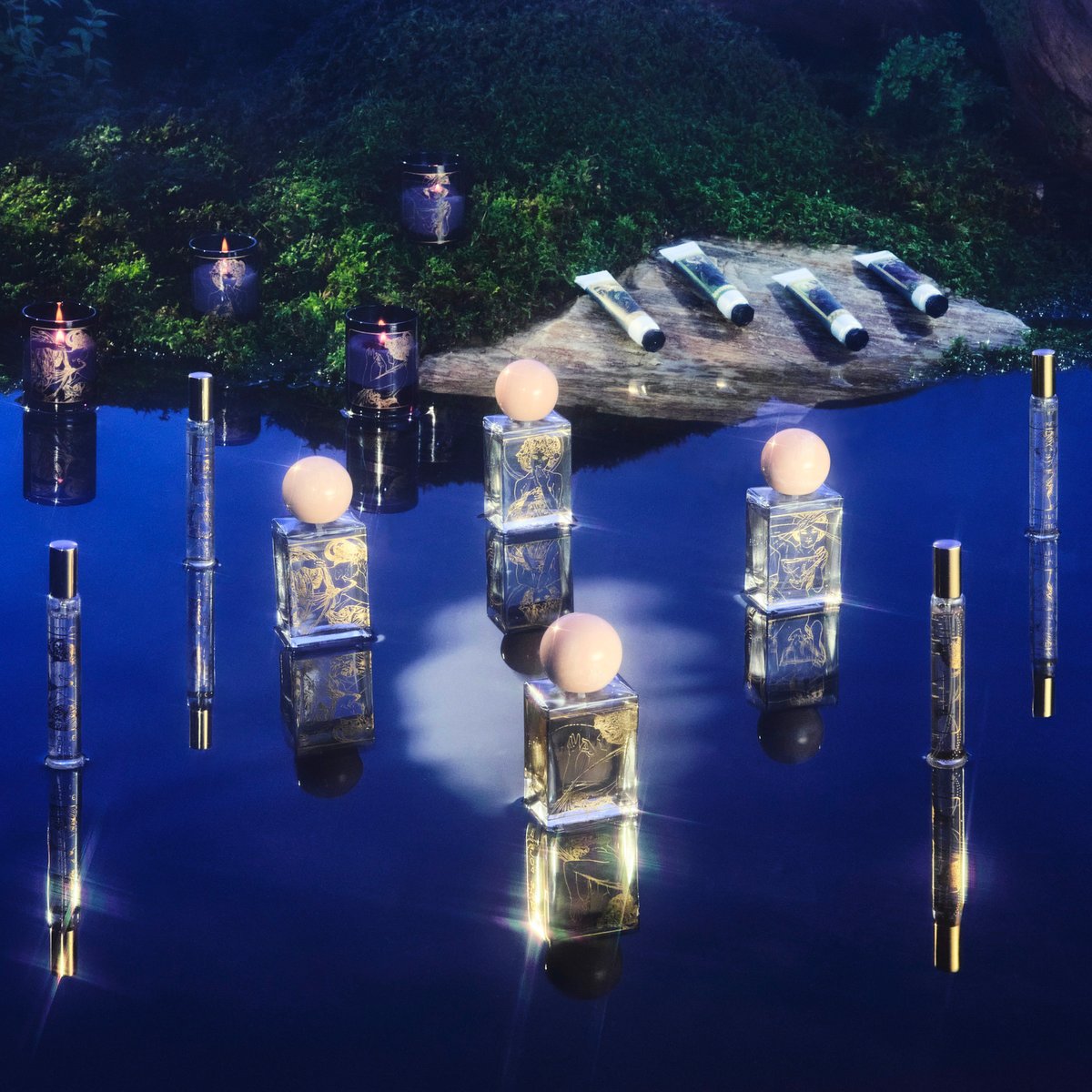 2024年クリスマスコフレ】ミュシャ：「月と星」から着想した4種の香水