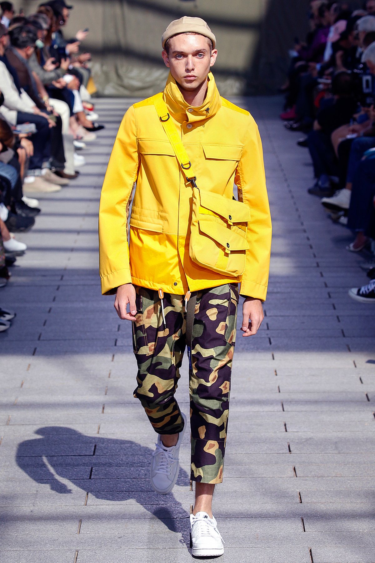 CdGJUNYAWATANABEMAN-2019ss-top