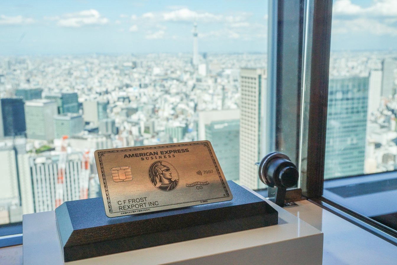 アメックス「プラチナ」刷新 年会費は14万3000円→16万5000円に