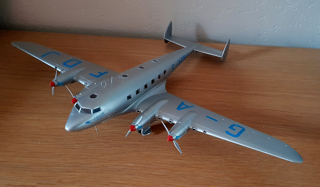 VALOM・ヴァロム 1/72 DH・91 アルバトロス×2 VALOM・ヴァロム 1/72 DH