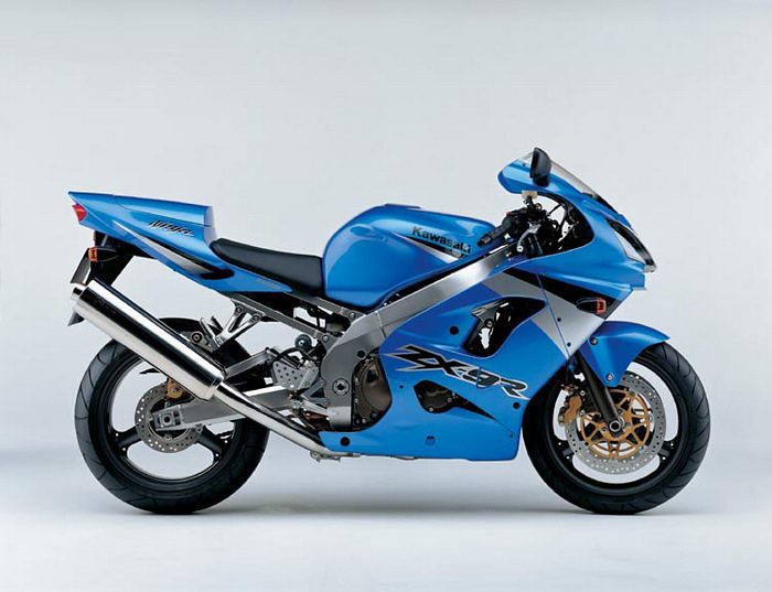 鶴 Kawasaki 900 ZX-9R 2002 - Motorcycle specifications, reviews