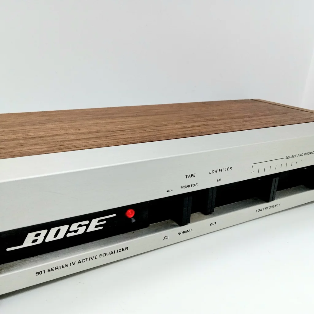 Bose 901/80x – Generational History – FarMedia – Art & Tech