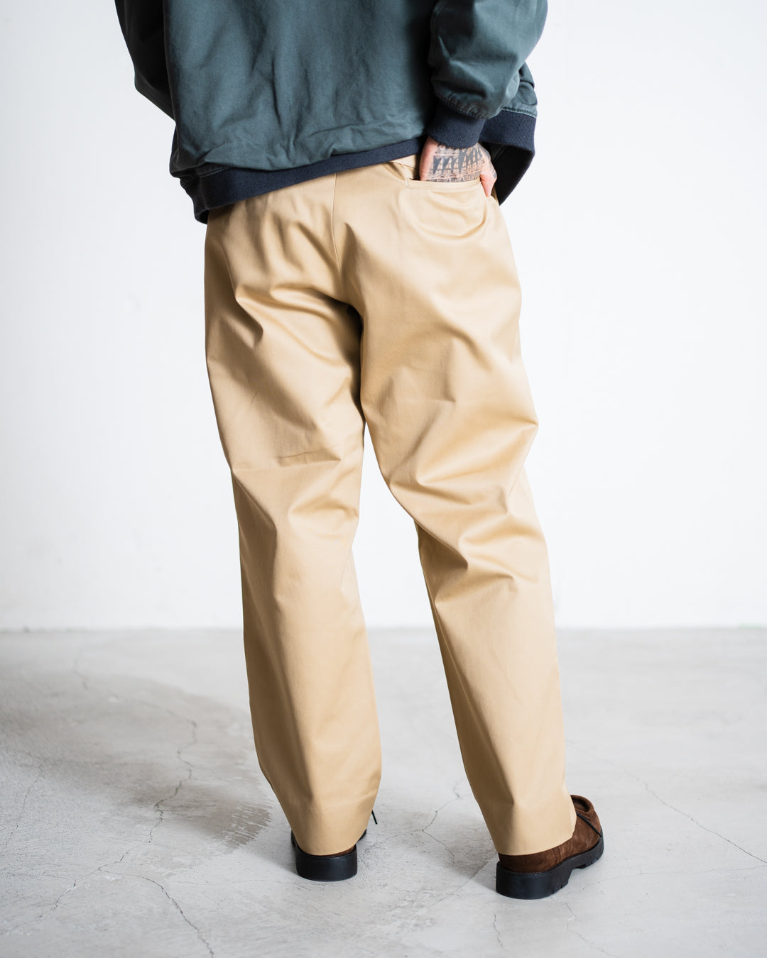 通販] FOUNDOUR(ファウンダ) BLACK DYED DENIM SHIRT 商品ページ – fazeone