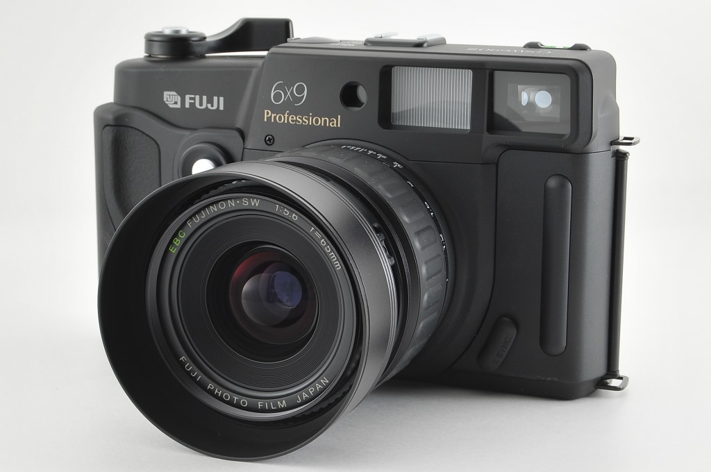 富士フィルム GW690 6x9 レンジファインダーカメラ 【公式通販】 FUJI