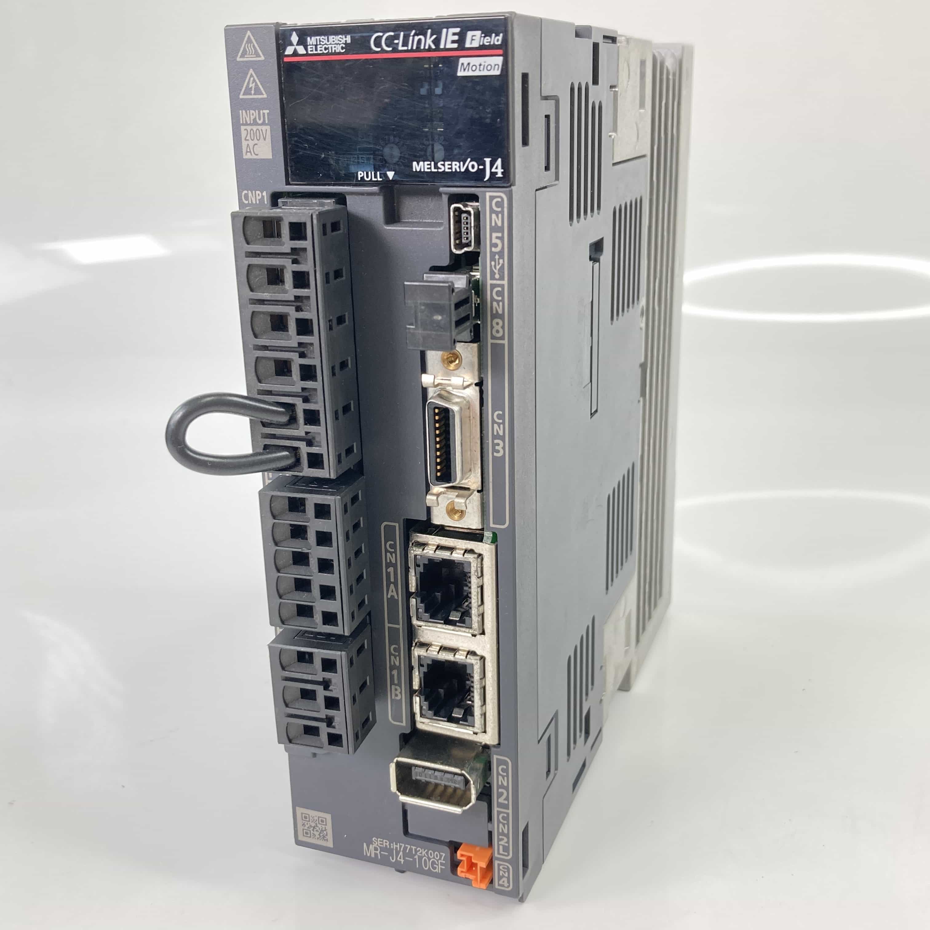 MITSUBISHI 三菱電機 （MITSUBISHI）MR-J4-700B サーボアンプ ACサーボ