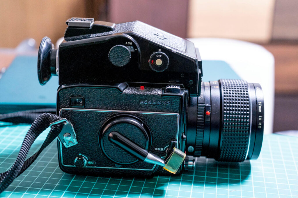 Mamiya M645 中判フィルムカメラ Mamiya 645 1000s中判フィルムカメラ