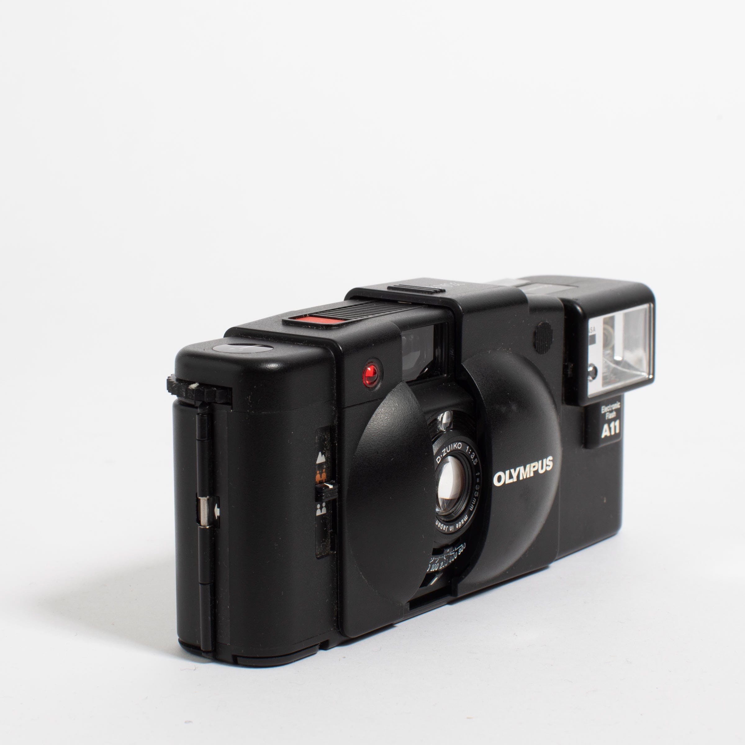 オリンパス フィルムカメラXA2 A11 OLYMPUS OLYMPUS フィルムカメラ