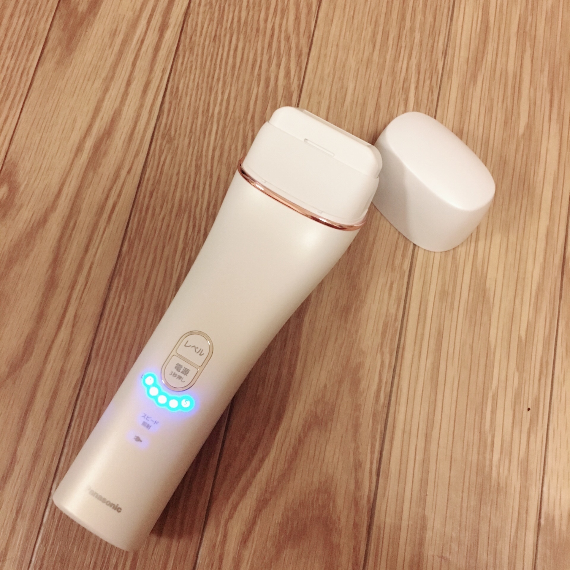 Panasonic / 光美容器 光エステ (ボディ＆フェイス用) ES-WH95-Pの