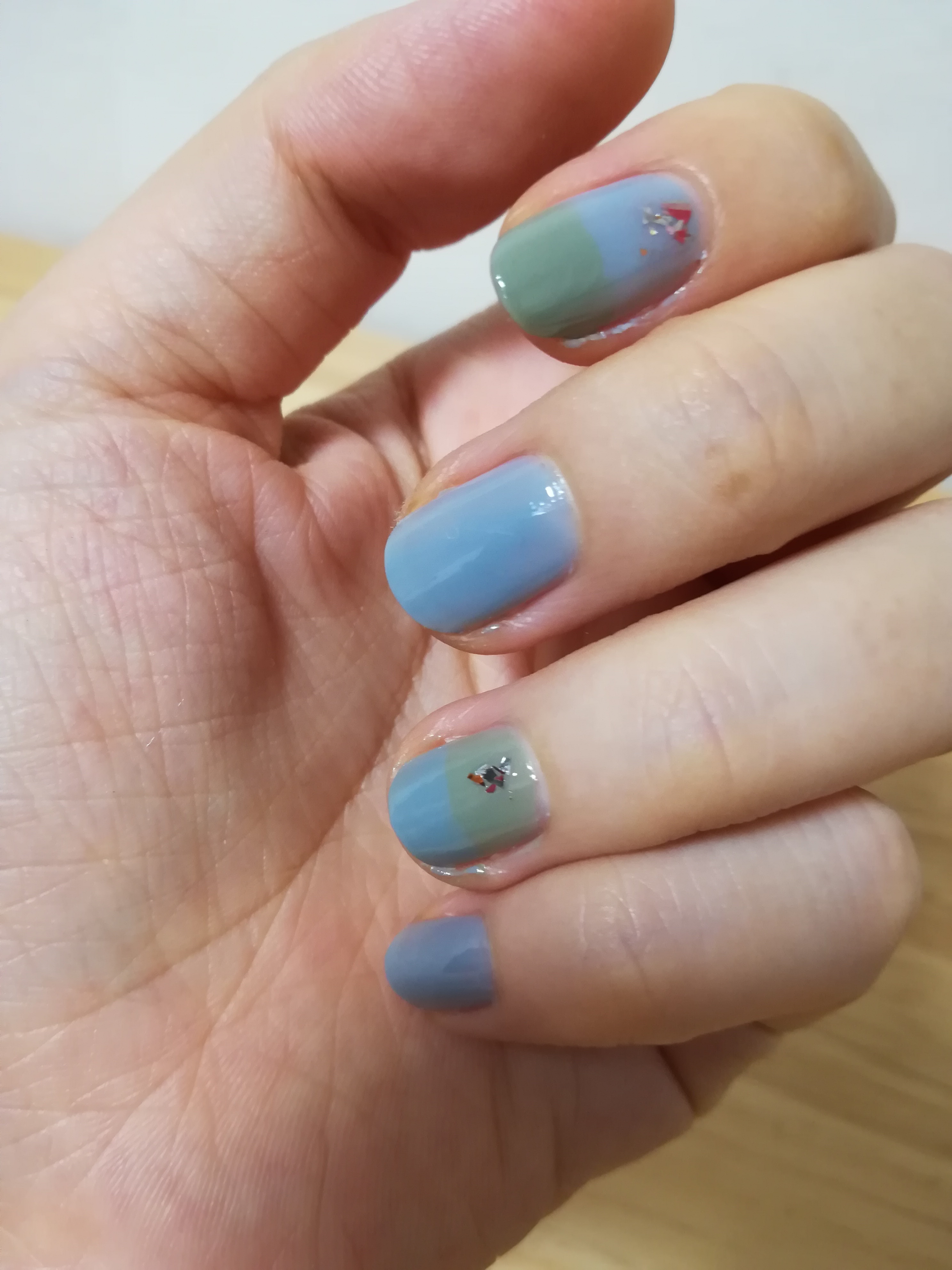 キャンメイク / カラフルネイルズ(旧) No.100 トゥインクルドロップ