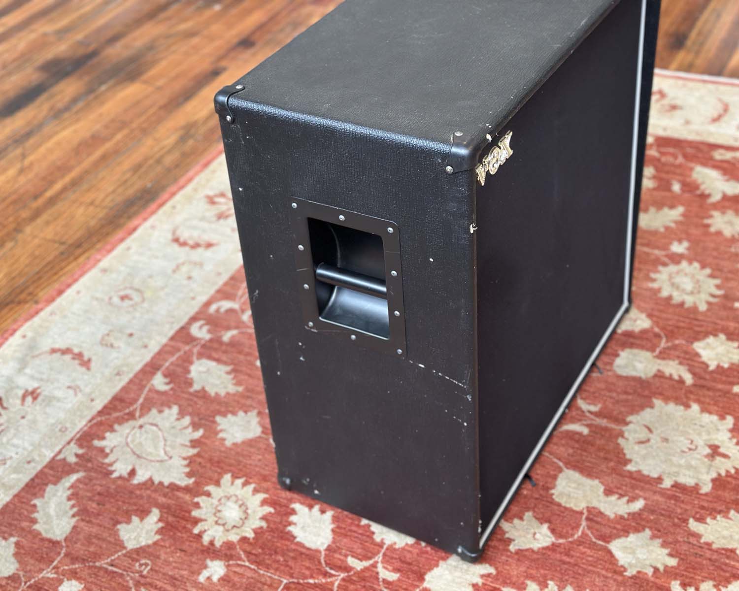 VOX V412BK 120 Watt 8Ω 4x12