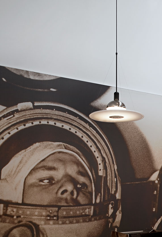 Frisbi JP ペンダント | Flos