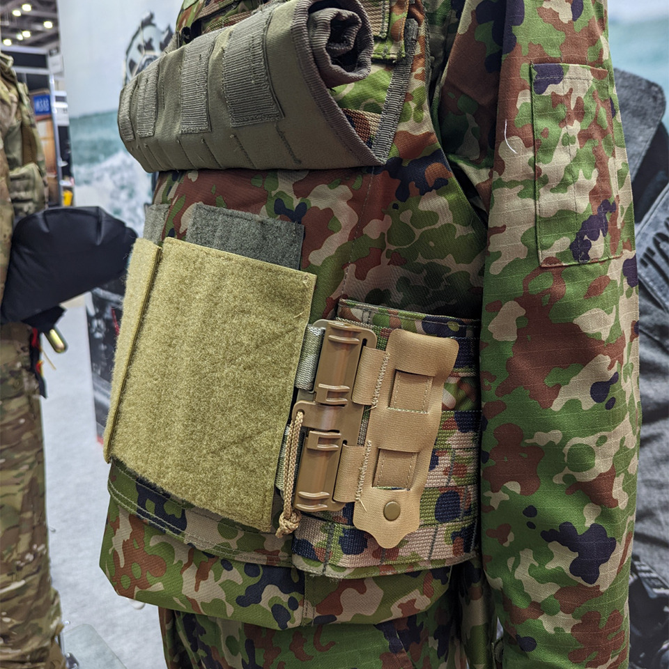 個人装備 First Spear TUBES Laser/MOLLE Attachment TUBES Laser