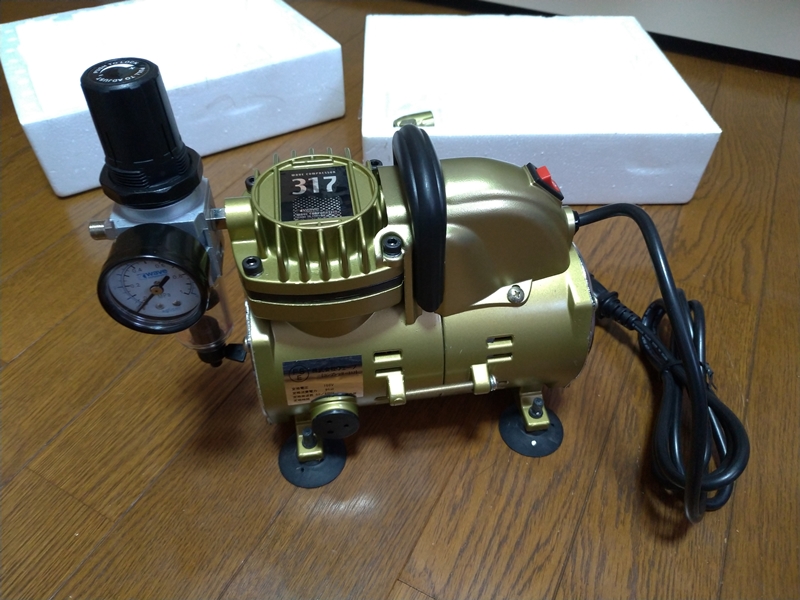 ウェーブコンプレッサー 317 エアタンク付 Amazon.co.jp: ウェーブ