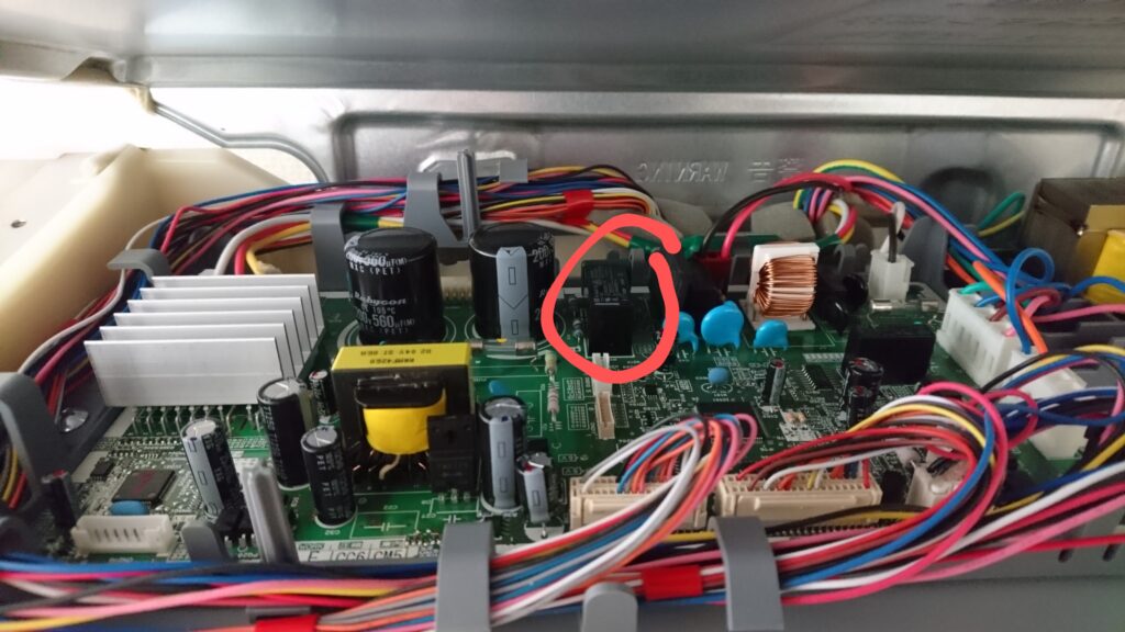 R-SF520CM 日立冷蔵庫 制御基板 エラー点滅 4回 12回 14回 基盤