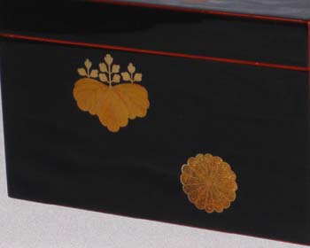 木製茶箱 水鳥絵桐香合 竹とトンボの絵柄 ま 【公式通販】