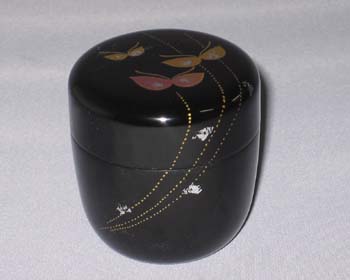 蝶蒔絵 中棗（ちょうまきえちゅうなつめ）木製漆塗り | 茶道具通販専門