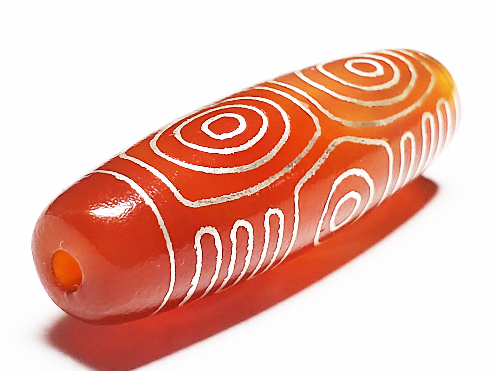 中国古美術・藏區老料・開片龍紋二眼天珠・西蔵手工芸・天然石・瑪瑙