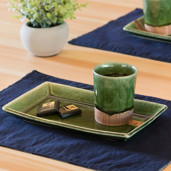 美濃焼窯元 不動窯のオンラインショップ / 織部くし目 長角皿(小)