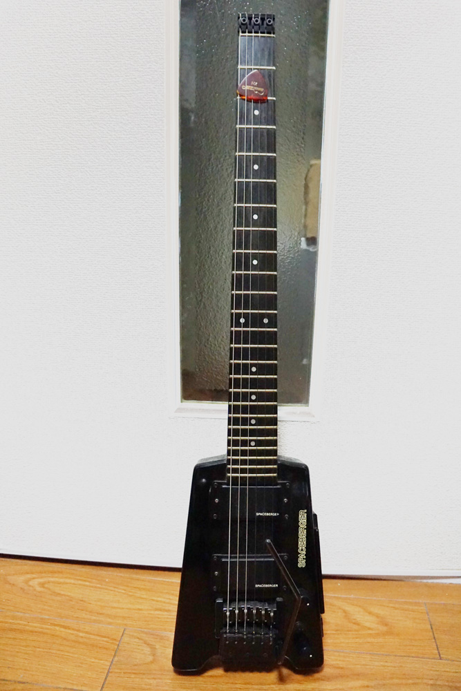 SPACEBERGER GUITAR スペースバーガー ヘッドレス ギター | FUJIMOの部屋