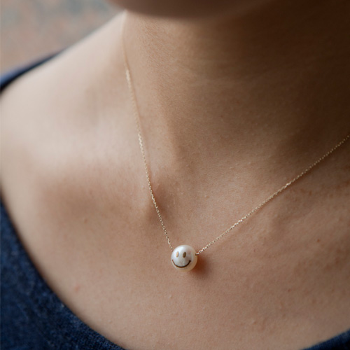 KARAFURU】MAKIEパールネックレス（スマイル） | 藤巻百貨店