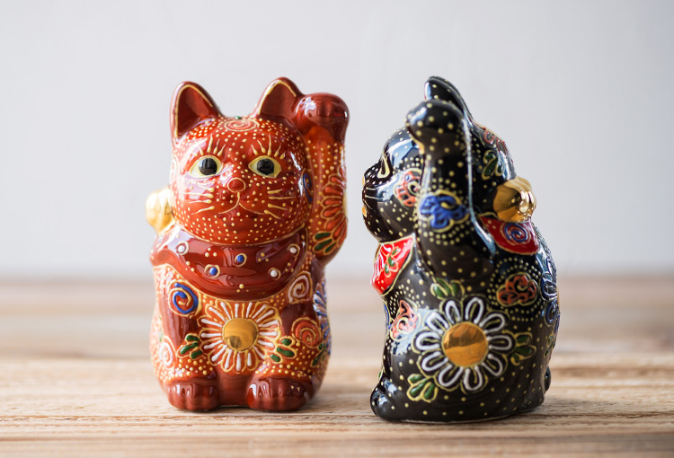 米田陶香堂】九谷焼 盛絵付け招き猫 | 藤巻百貨店