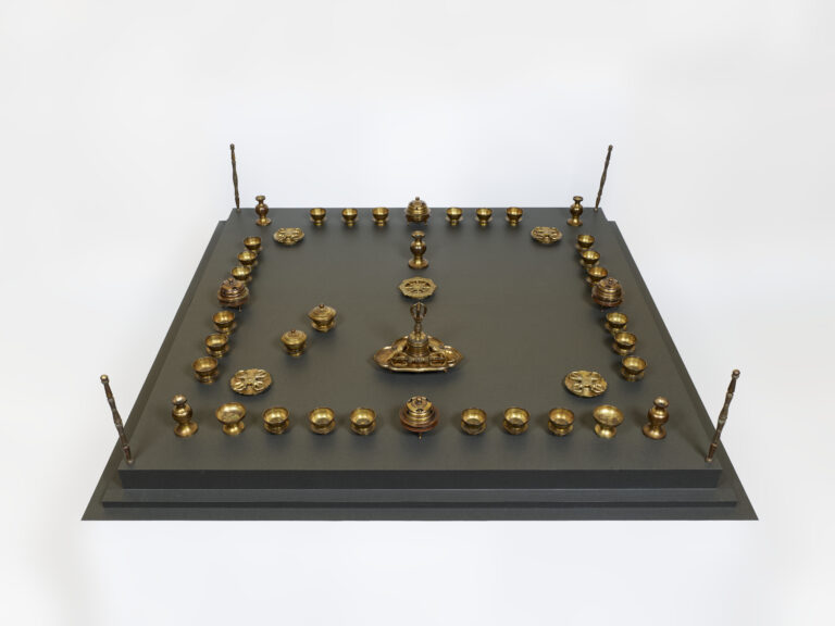 修縁堂】精密金属彫り オレンジランプ 1対 仏具の製造 密教法器 修縁堂