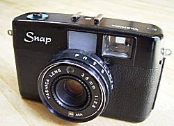 YASHICA SNAP