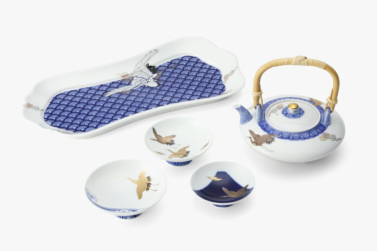 宮内庁御用達 美術有田焼 深川製磁 西海波 屠蘇台＆銚子＆盃 屠蘇