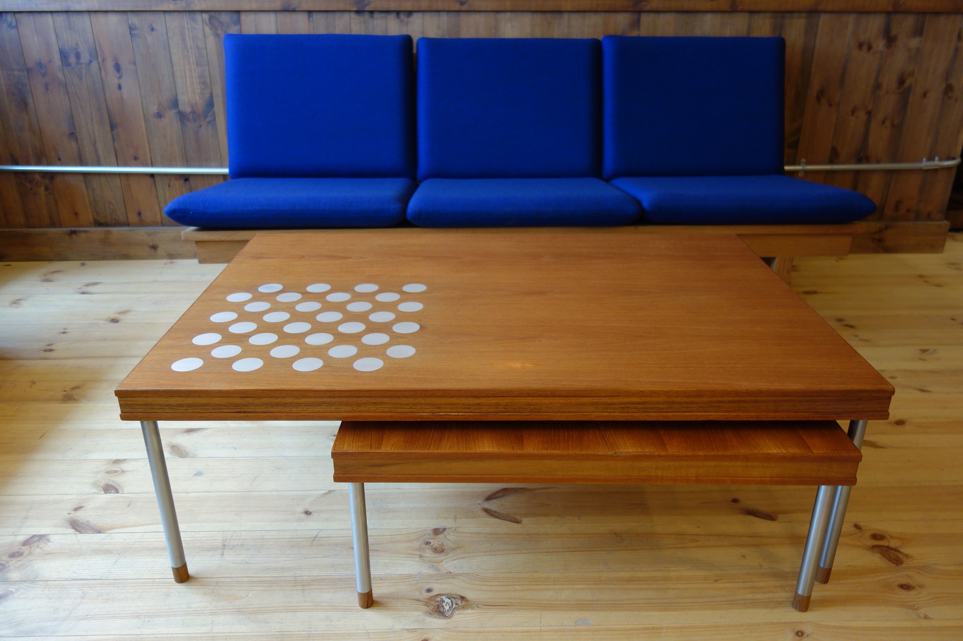 Fusion Interiors（フュージョンインテリアズ） / Set of Two Low