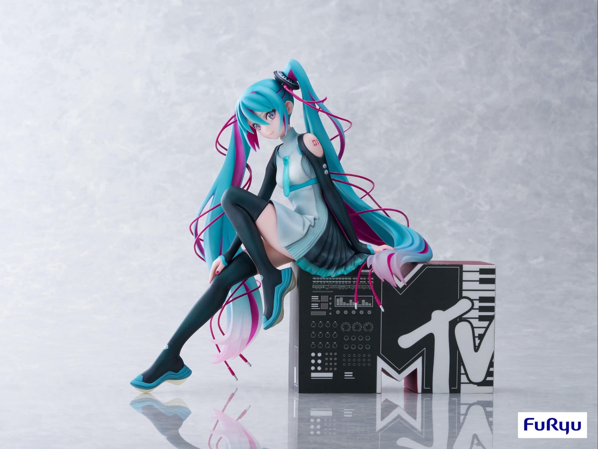 初音ミク×MTV 1/7スケールフィギュア – フィギュア通販はFURYU HOBBY MALL