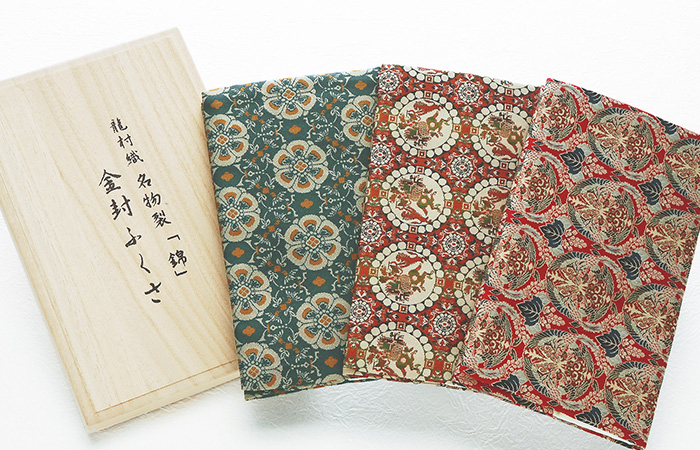龍村織名物裂「錦」金封ふくさ【桐箱入】獅子狩文 | ふろしき むす美