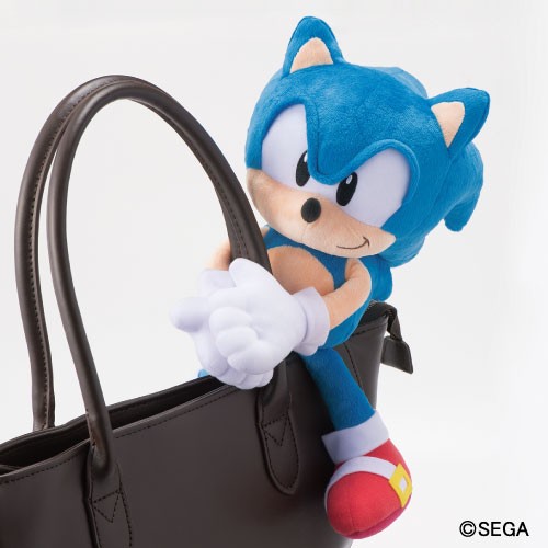 かばんにも付けられる「クラシックソニック」のぬいぐるみが発売決定