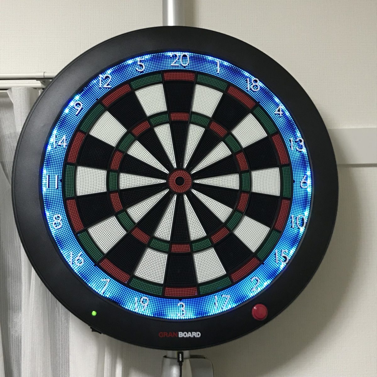 家庭用ボード‐グランボード3の設置方法と注意点と取り付け例 - がもダーツ