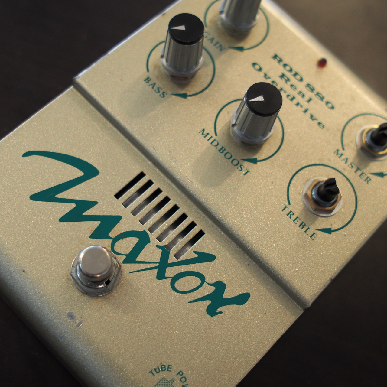 買取情報】真空管を搭載したマクソンのオーバードライブ！『Maxon