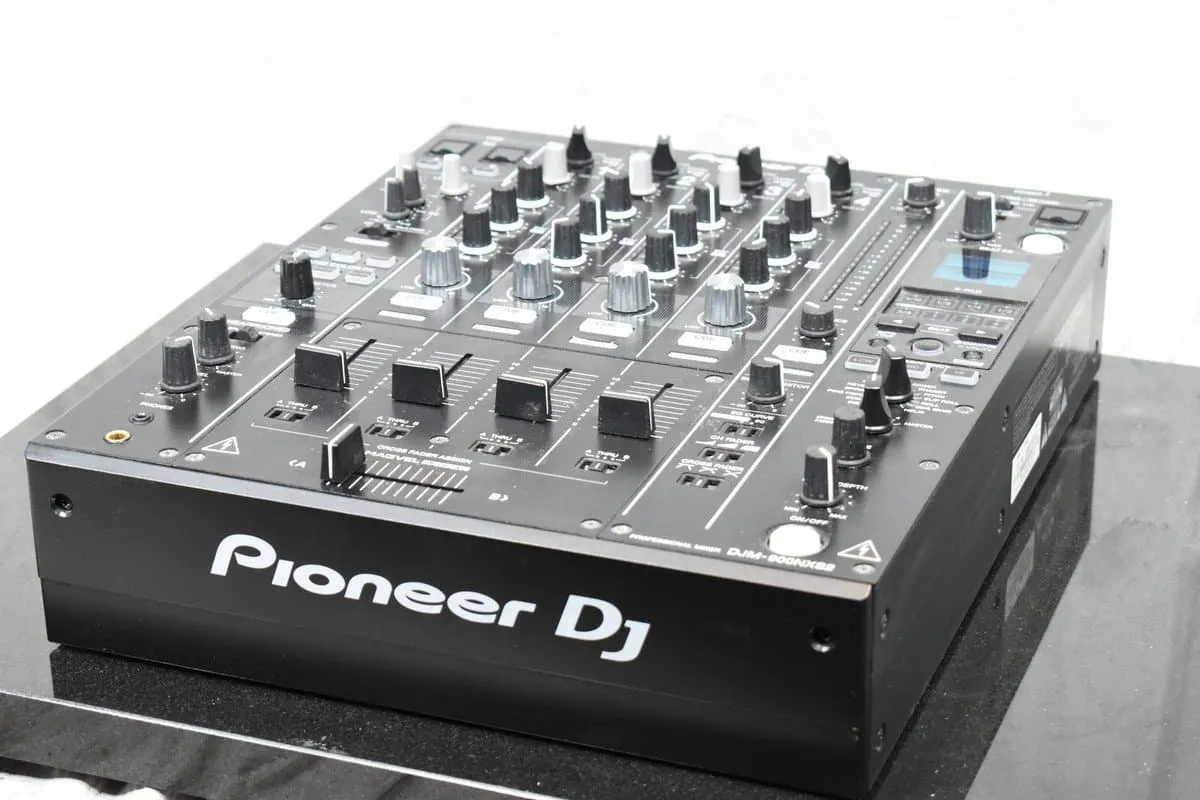 Pioneer DJM-900NXS2 パイオニア DJミキサー - 楽器の買取屋さん｜最短