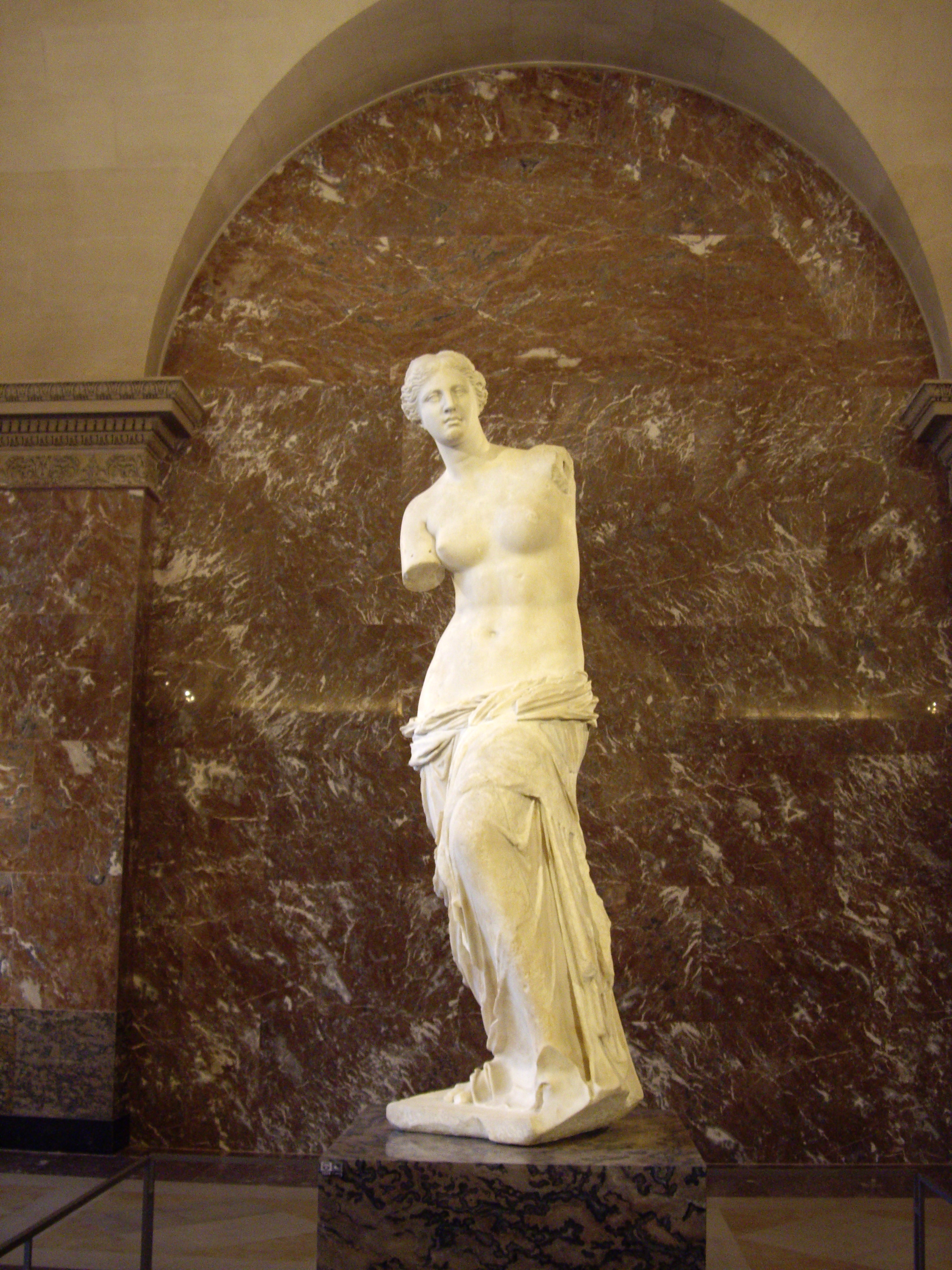 2478❣️ ミロのヴィーナス像 ミロのヴィーナス…ルーブル美術館