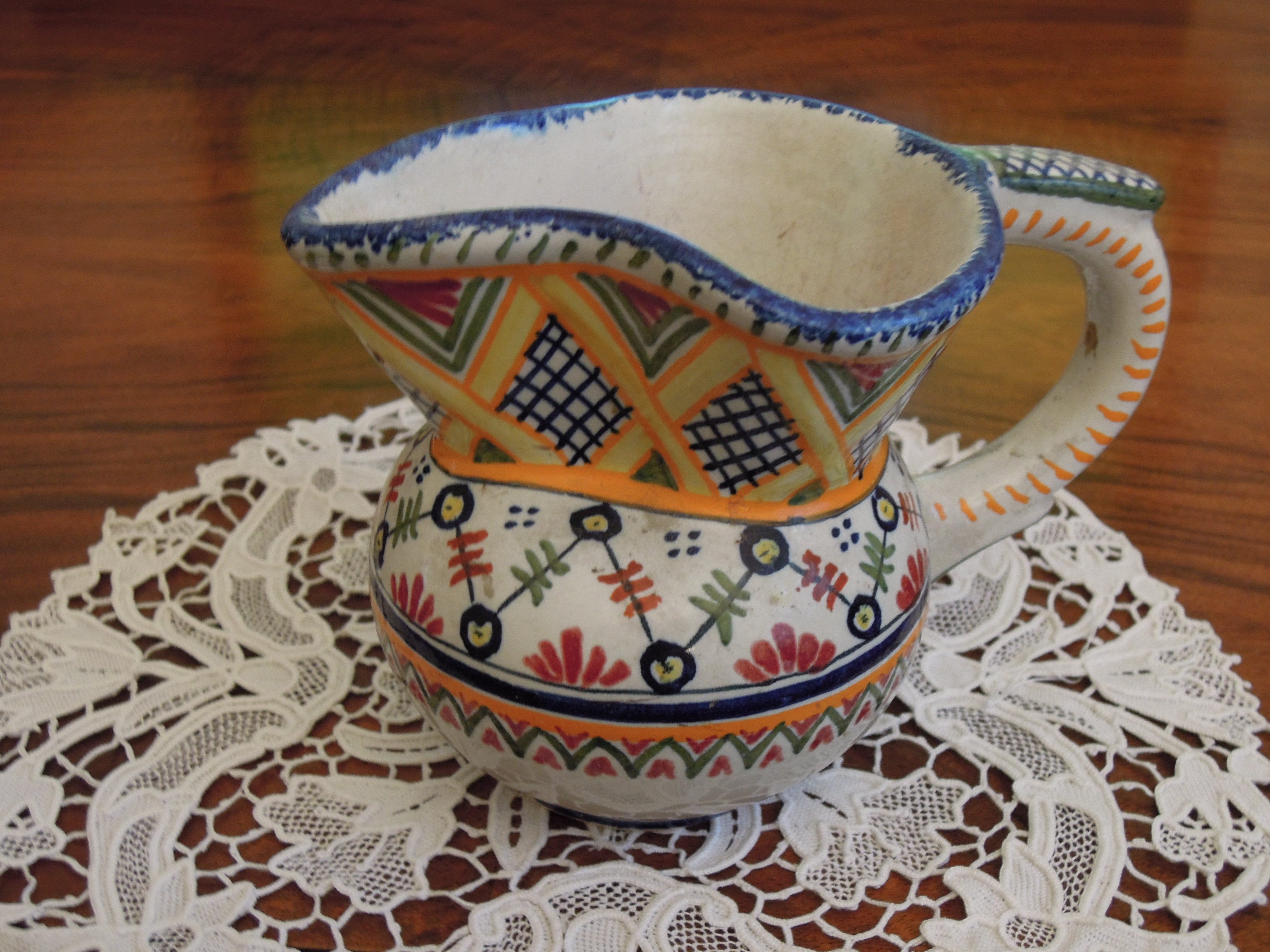 アンリオカンペール カンペール焼き ファッションデザイン画