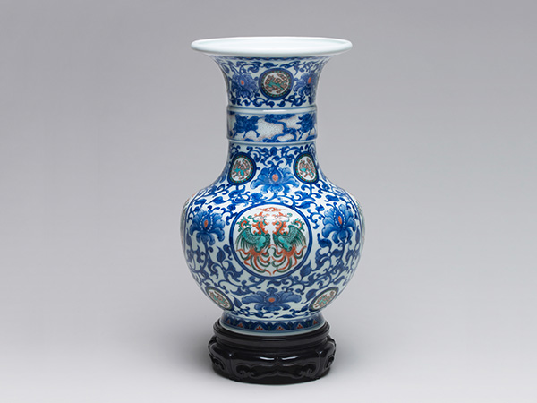 帝室技芸員 初代 真葛香山 造 依元様交趾意甲寅香合 共箱