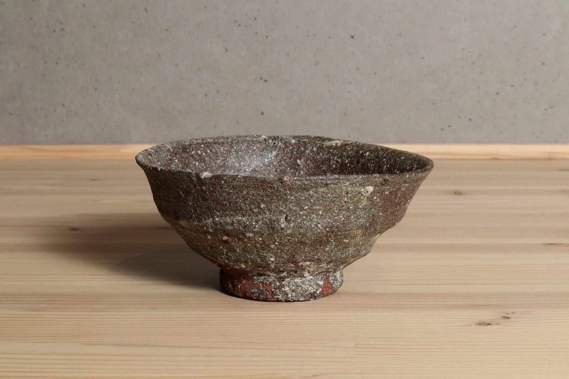 茶道具 茶碗 高麗茶碗「柿の蔕」 韓国人間国宝 申相浩 桐共箱 N275 SH