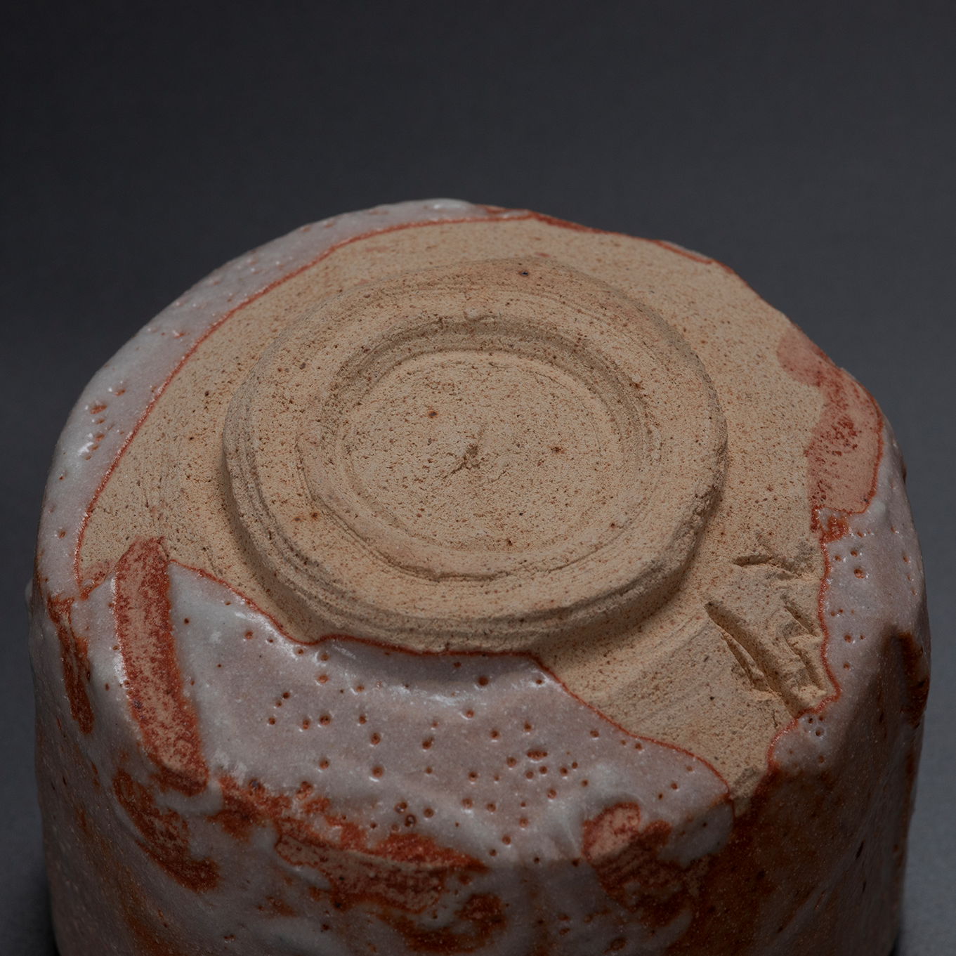 志野茶盌｜侘び寂びを映す淡紅の日本伝統工芸