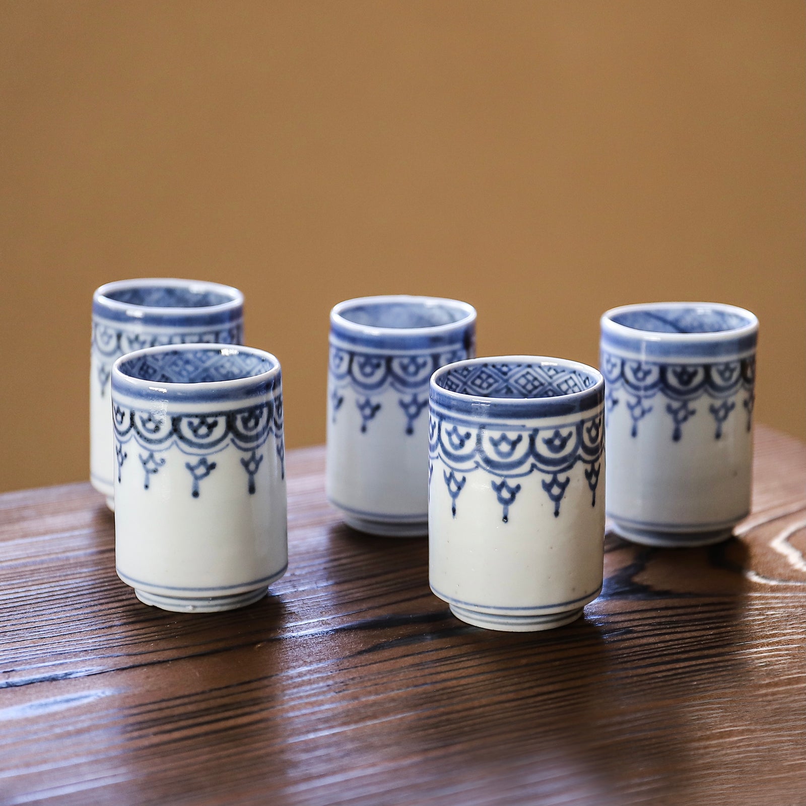 古伊万里 瓔珞文 江戸後期 ぐい呑み 2こセット 古伊万里 瓔珞文 江戸