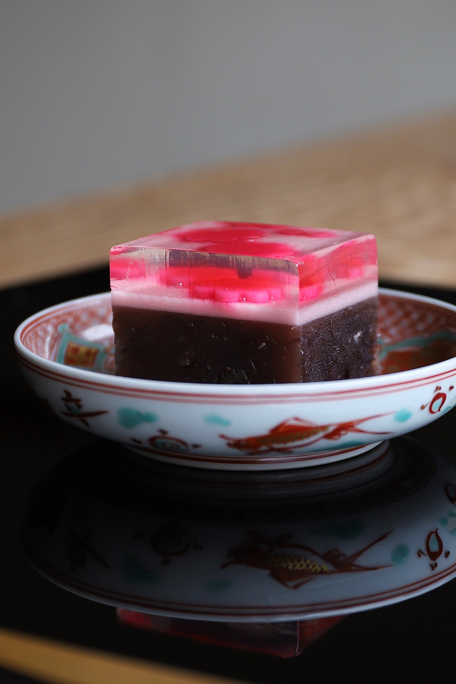 永楽和全 (12代永楽善五郎) 金襴手手塩皿 – Gallery Nisui