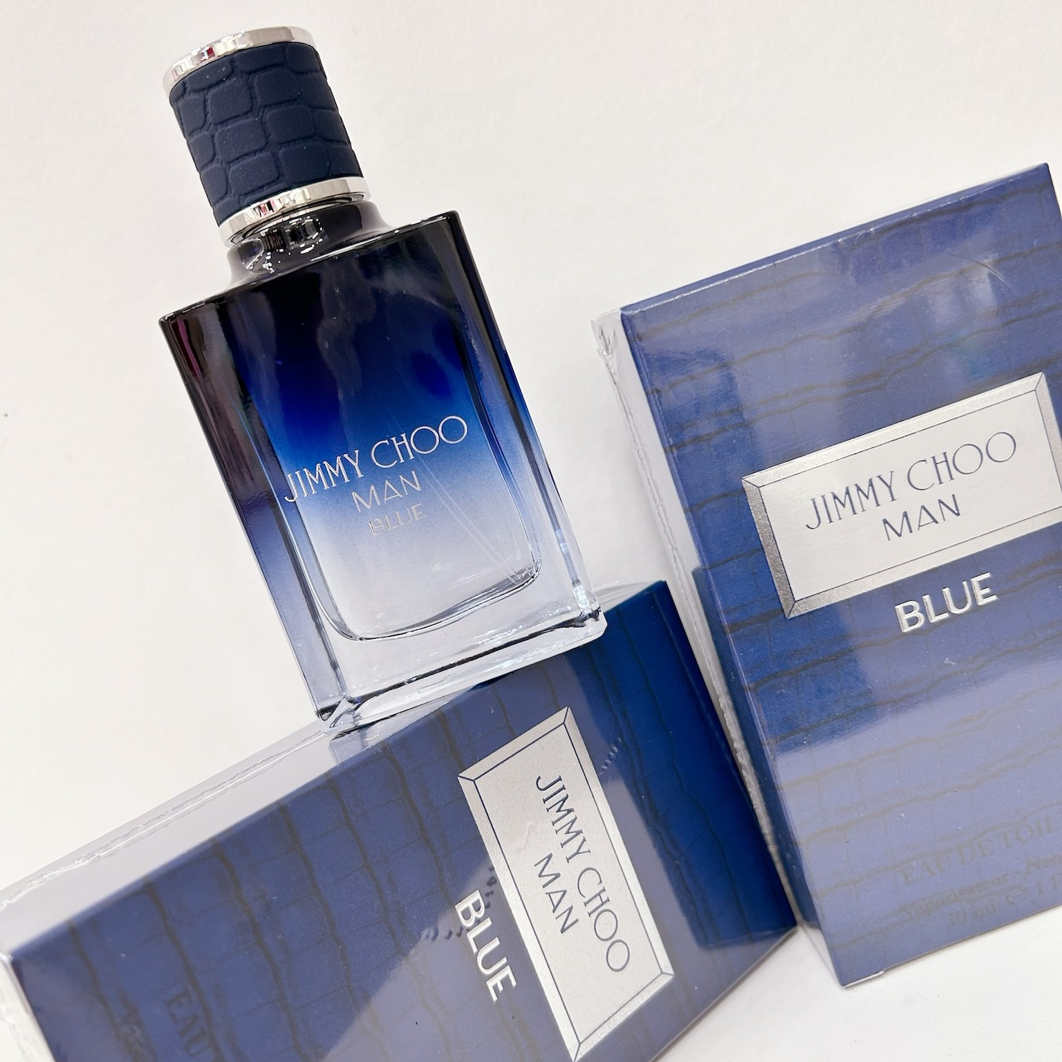 人気メンズ香水👑＼ジミーチュウマンブルー／残り僅かです